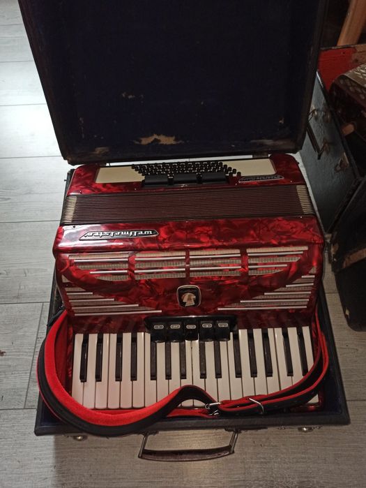 Akordeon Weltmeister Seperato Standard 72 basy