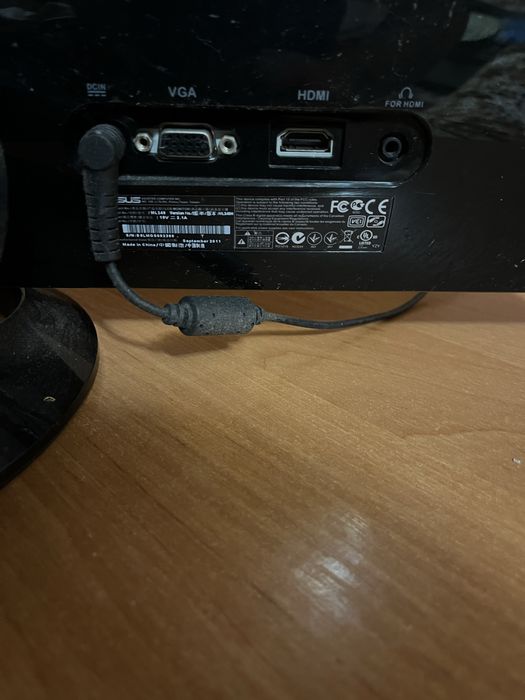 Монитор ASUS — отличное состояние