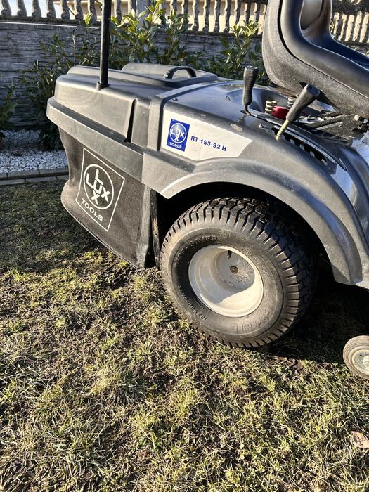 Ciągniczek kosiarka MTD Lux Tools RT 155-92H