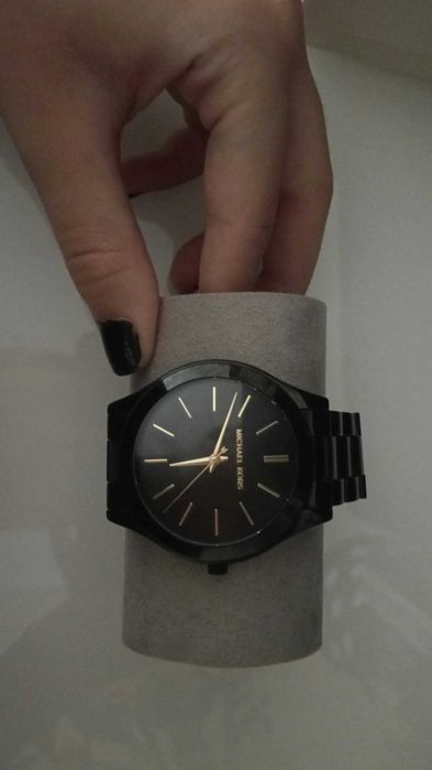 Relógio Michael Kors slim runway como novo