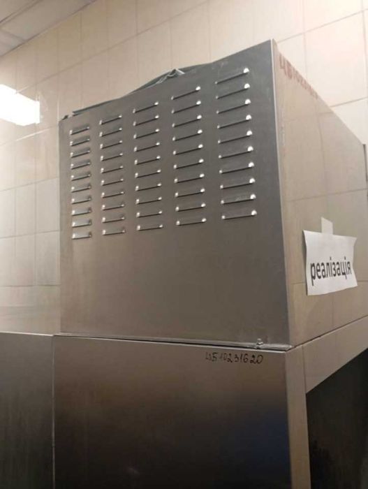 Продається професійна тунельна посудомийна машина  із сушильною камерою та дозаторами б\у