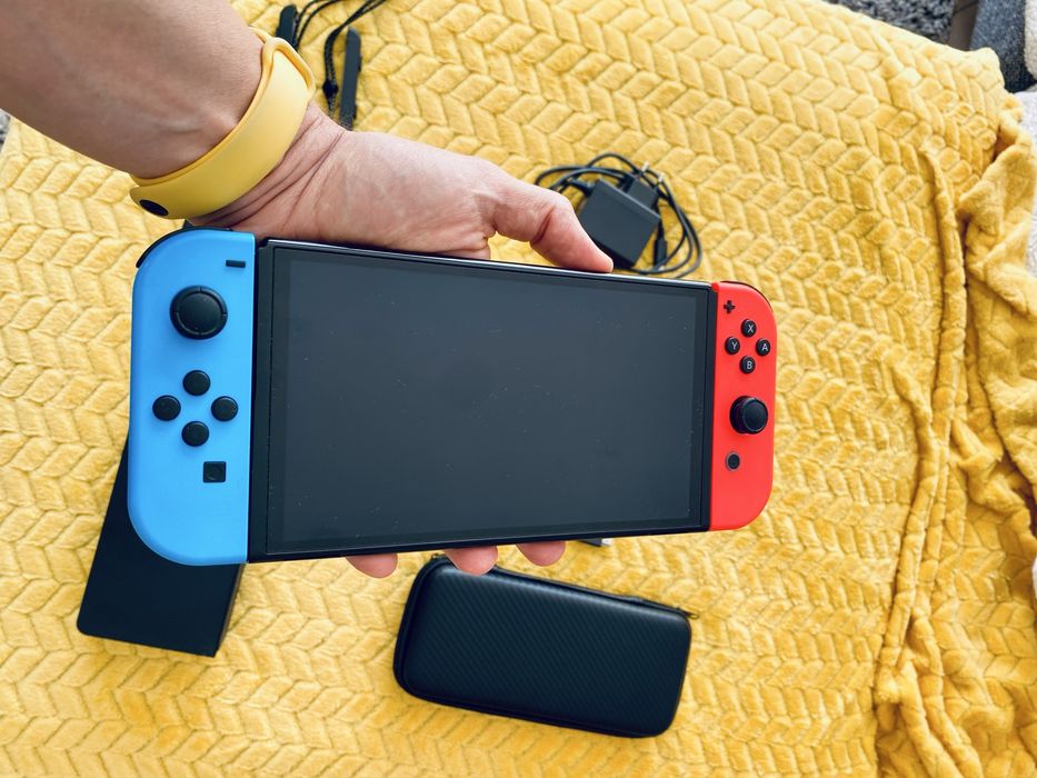 Nintendo Switch Oled - Como Nova