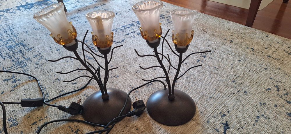 Par de candeeiros de mesinha de cabeceira