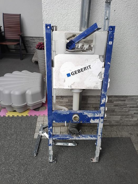 Toaleta i geberit