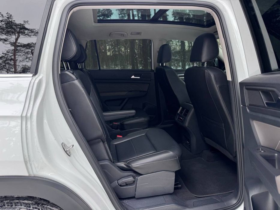 Volkswagen Atlas 2021 року, 3.6 бенз, передній привід, 113 т.км