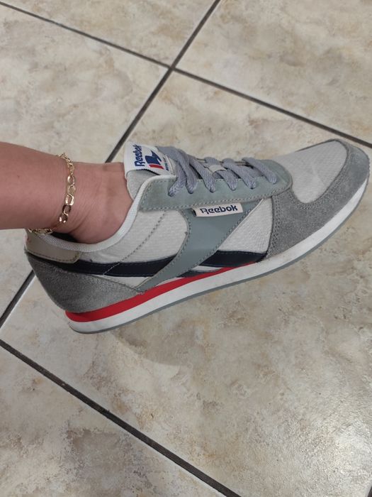 Buty sportowe, adidasy Reebok Royal CL Jogger, szare 40,5 , 26cm.