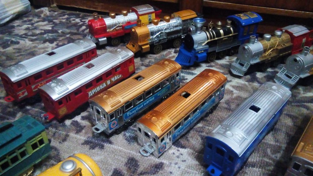 Іграшковий залізничний набір