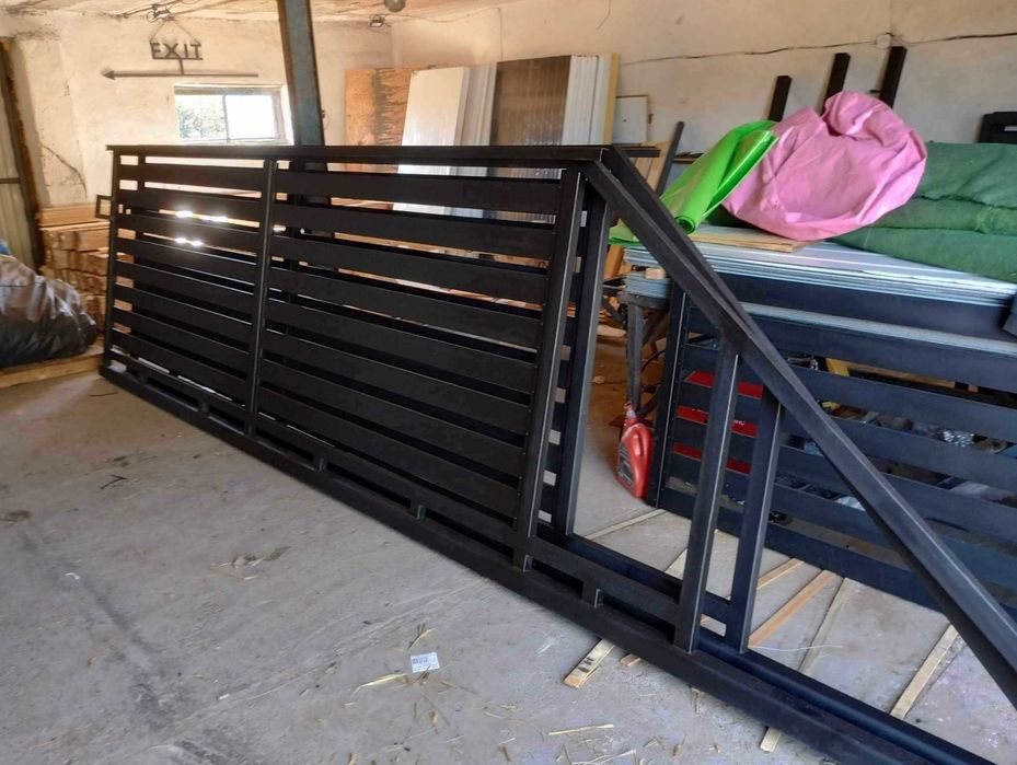 Sprzedam bramę przesuwna 4m