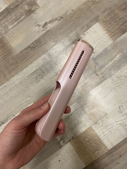 Портативний випрямляч для волосся