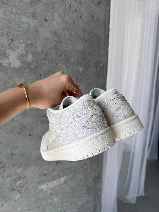 Кросівки Nike Air Jordan 1 low Craft Beige premium u2