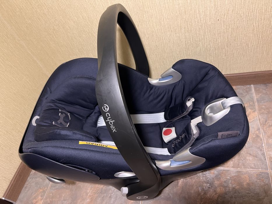 Автокрісло Cybex