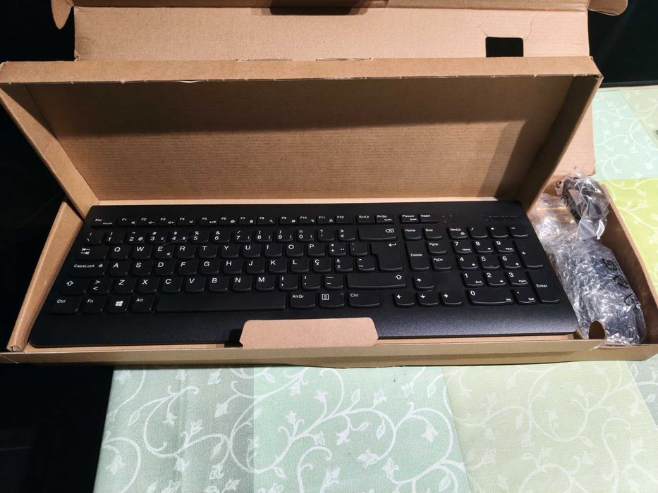 Computador Lenovo ideaCentre AIO 3 27alc6