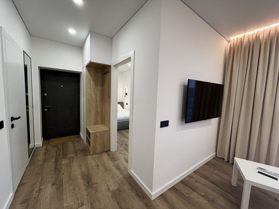 Сучасна нова квартира подобово