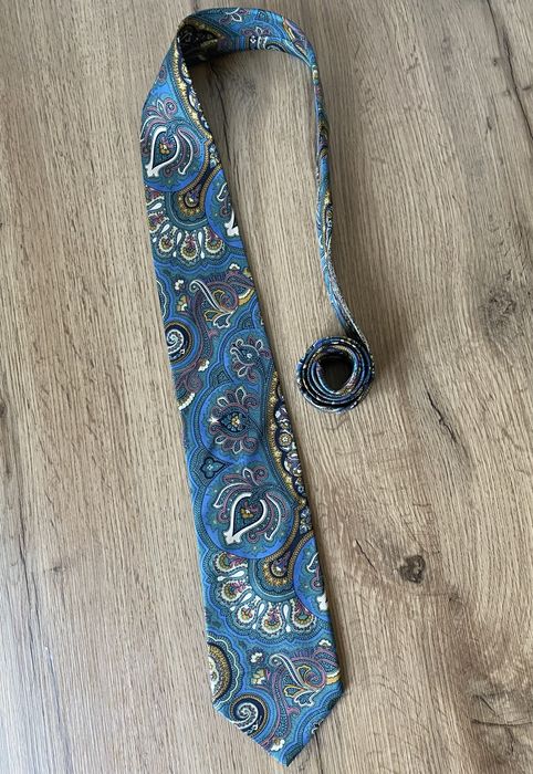 Галстук.шелковый галстуе. Галстук Saint Laurent.