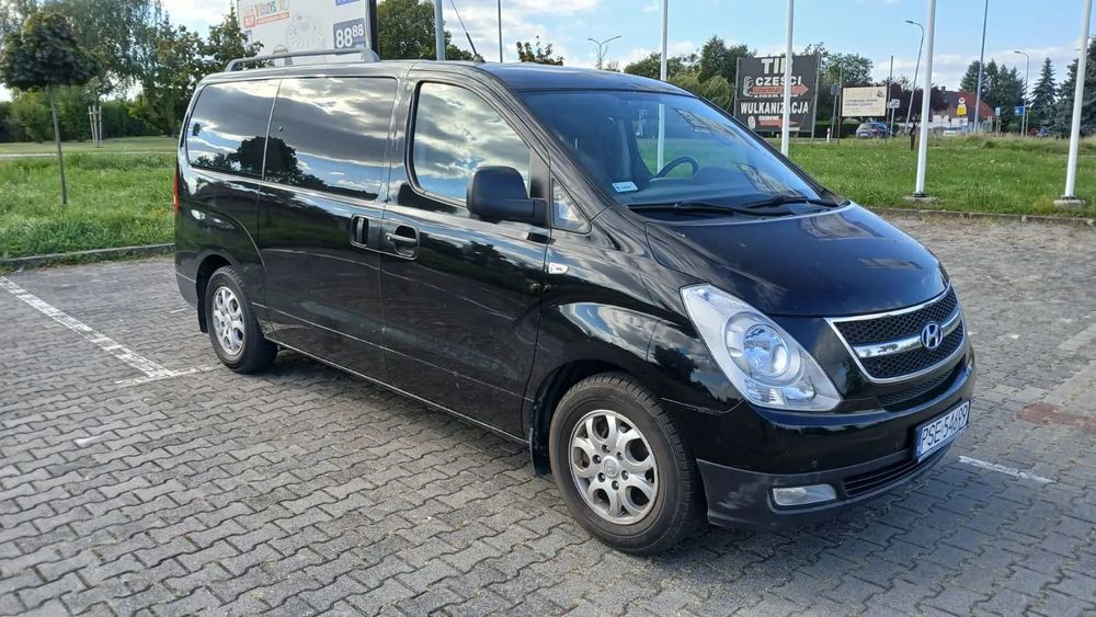 Hyundai H-1 Hyundai H-1, H-300 od osoby prywatnej, ZADBANY, brygadówka, 5-osobowy