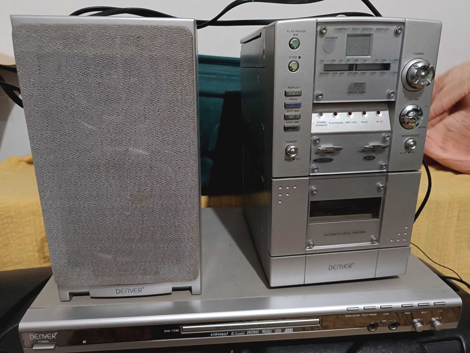 Aparelhagem da marca DENVER