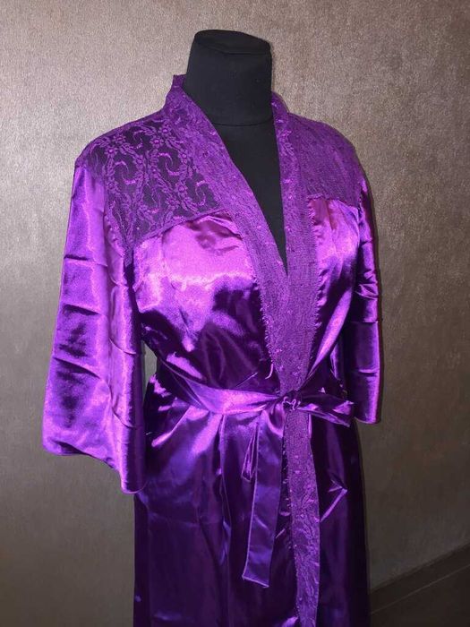 Халат-пеньюар с кружевом р.48-46 Турция