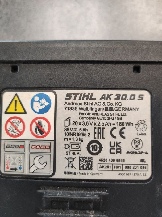 W2//Stihl/ AK30s/ Akumulator Litowo-Jonowy