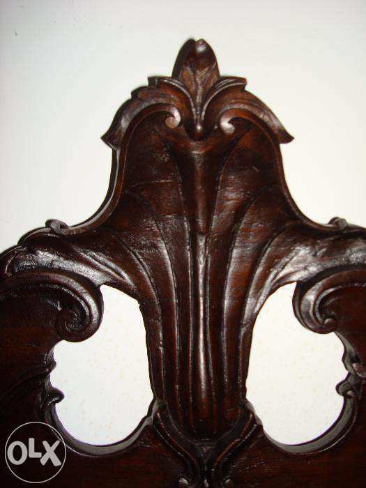 Cama antiga estilo D. José