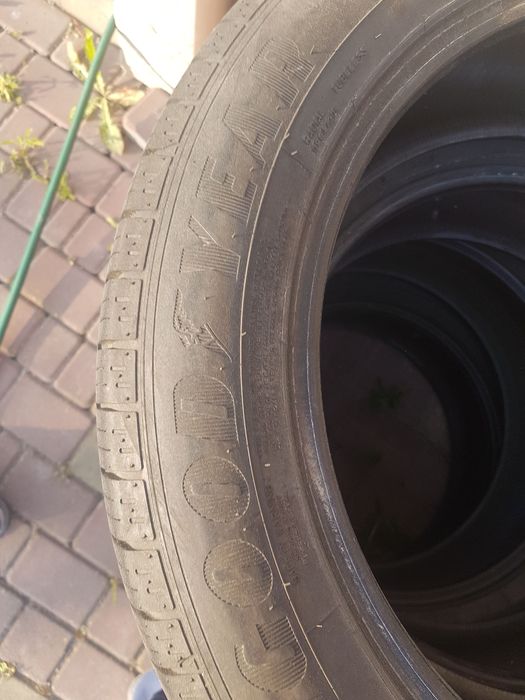 Резина Лето  225 55 R19 Suv GoodYear