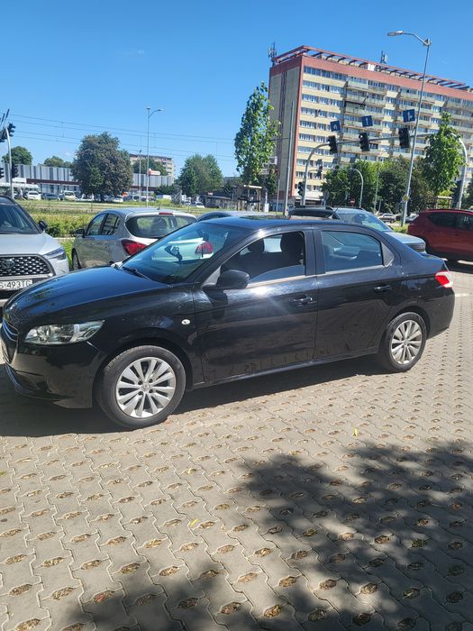 Peugeot 301 rok 2016 automat