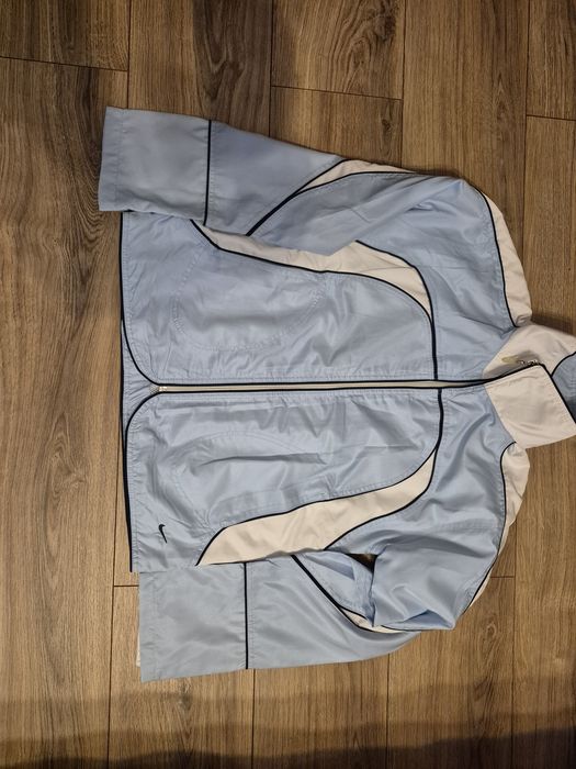 Dres  damski  Nike nowy rozmiar L  bluza i spodnie z szerokim dołem