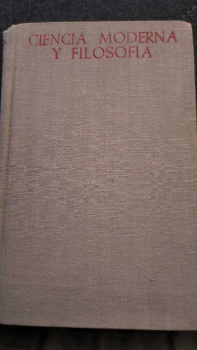 Vários livros academicos e religiao