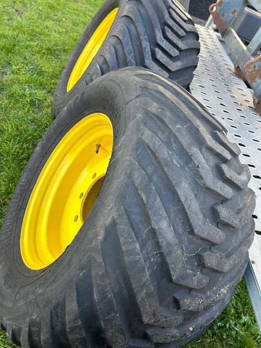 koła opony felgi trawiaste trawnikowe rolnicze Case John Deere New Hol