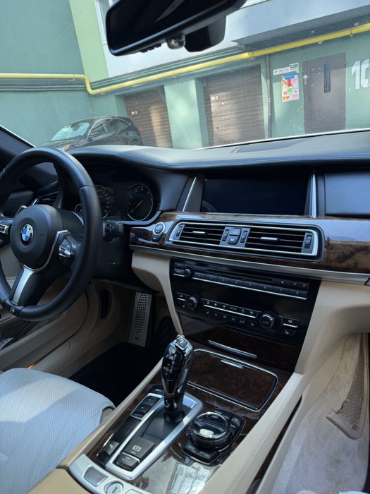 Bmw f02 740Li 2013