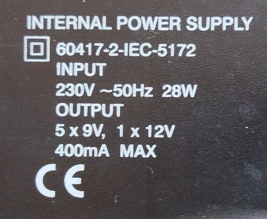 Pedalboard Warwick Rockboard (c/ power supply)