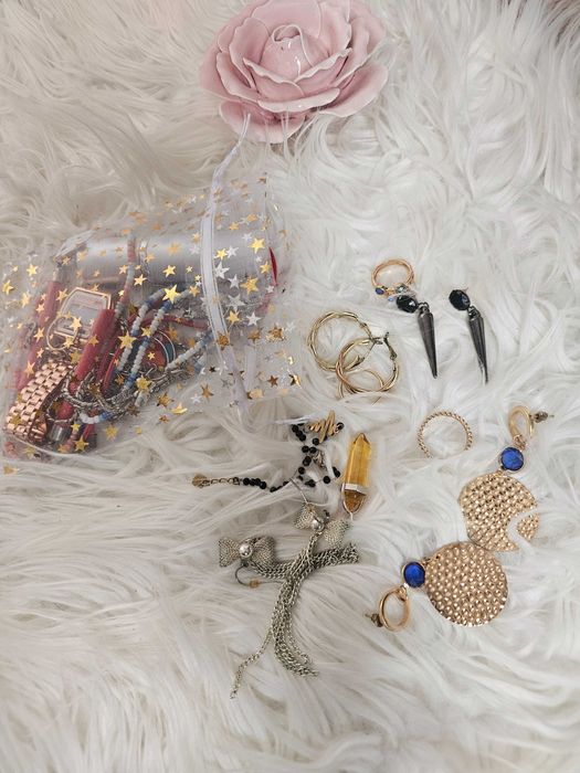 Worek z biżuterią/jewelly jar