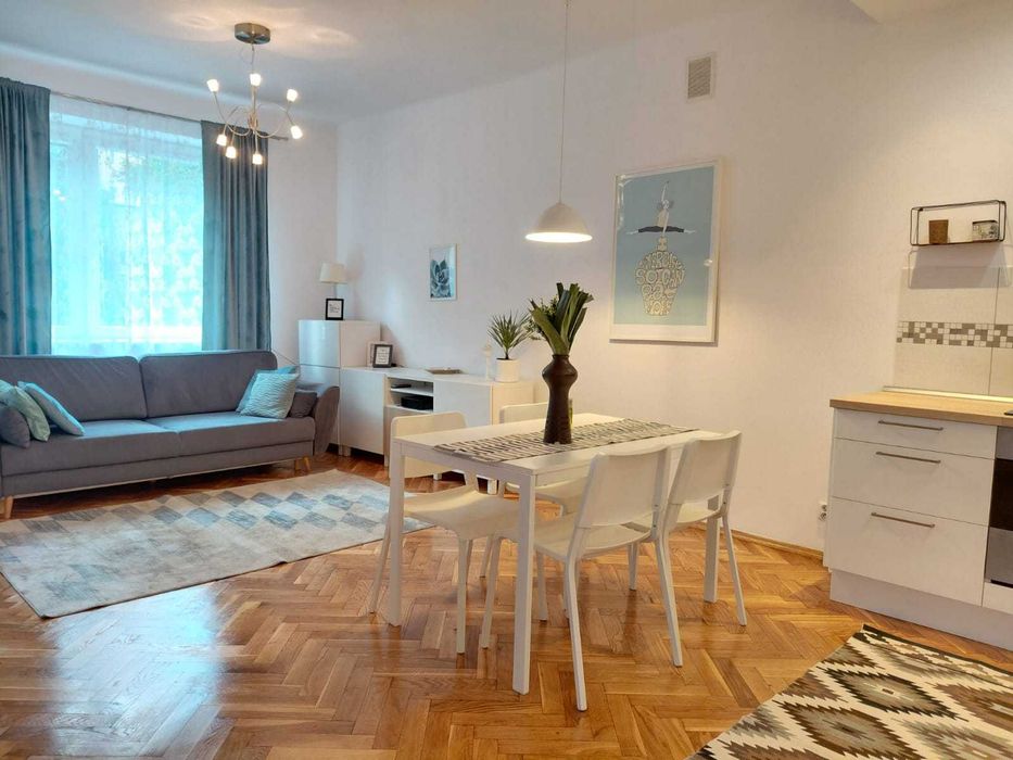 Przestronne mieszkanie 70 m² do wynajęcia | Po remoncie | Służewiec, 200m do Metro Wilanowska