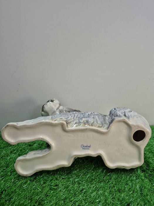 Duża porcelanowa figurka szczeniaka Pudelka GOEBEL