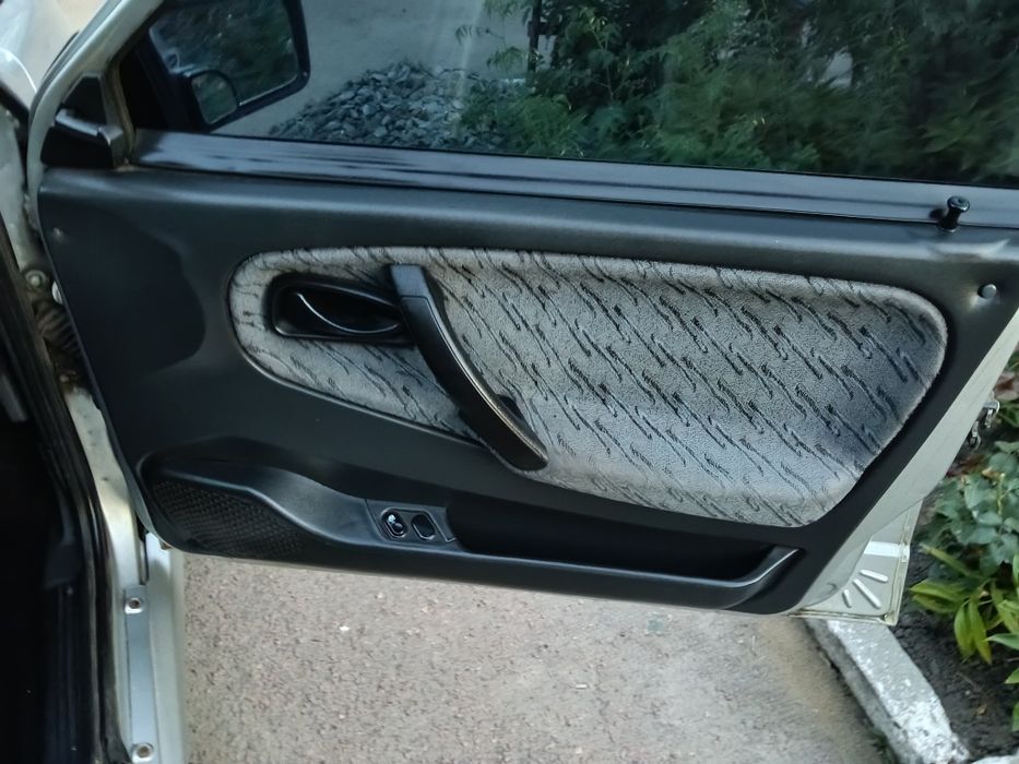 Авто-бізнесмени мімо!