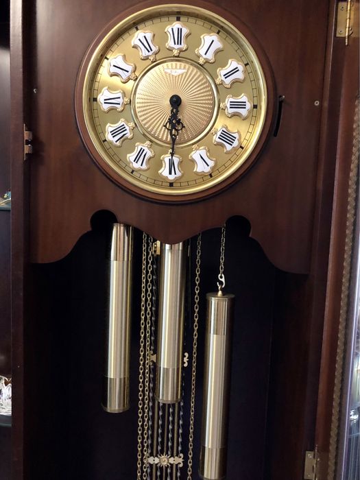 Relogio decorativo em cerejeira