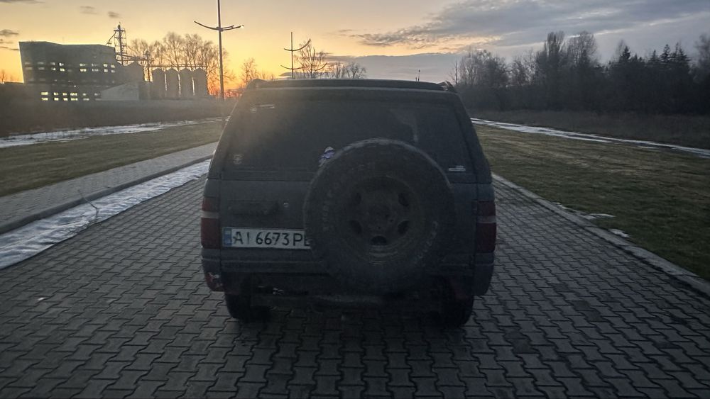 Opel Frontera 2.0 бензин