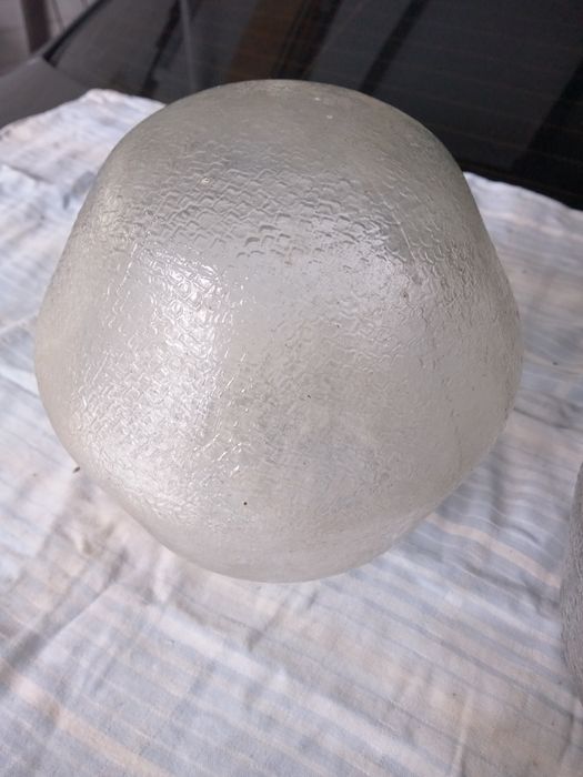 Szklane klosze do lamp