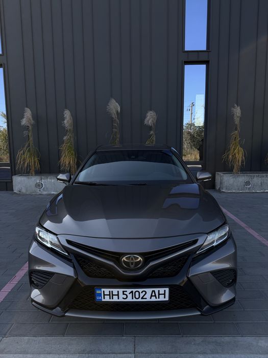Tayota camry 2019
