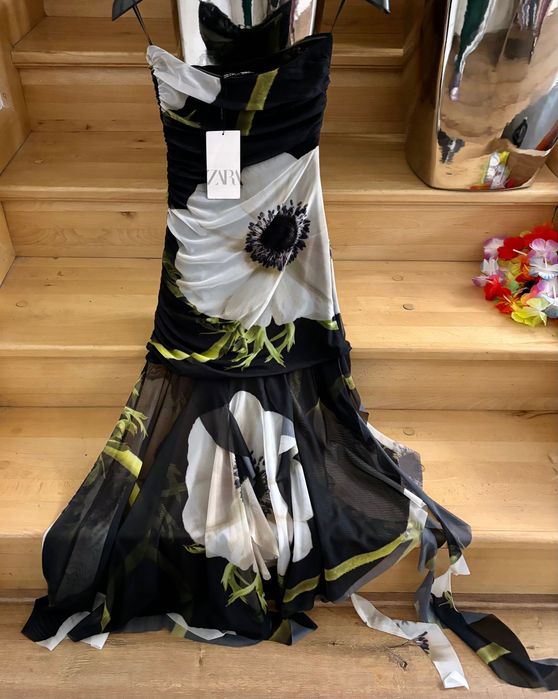 Zara asymetryczna sukienka w kwiaty NOWA rozmiar S