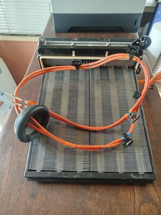 Tesla Model 3 хітер салону heater