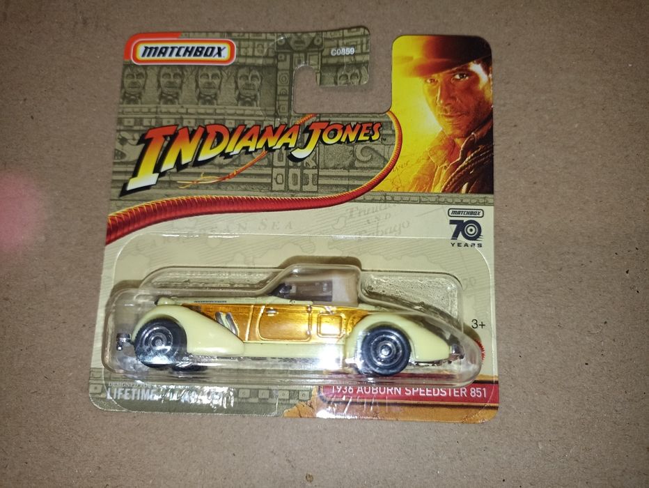 Model samochodu Auburn Speedster 851 z 1936 Matchebox seria limitowana