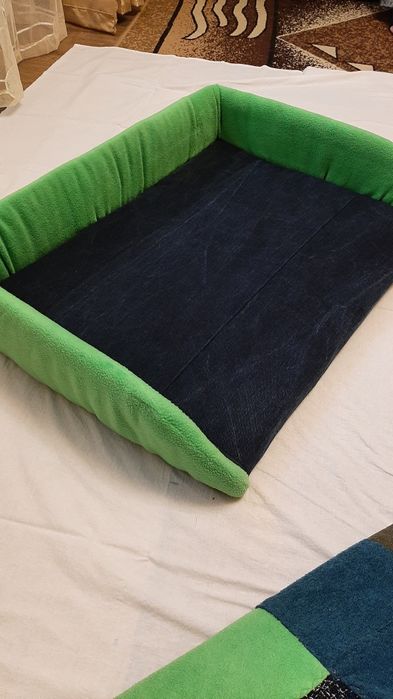 Лежаки для собачек