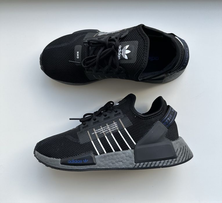Жіночі кросівки Adidas NMD_R1 V2 Black HQ6628 розмір 39