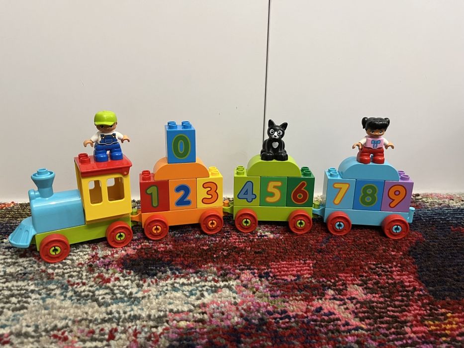 Lego Duplo 10847 pociąg z cyferkami.