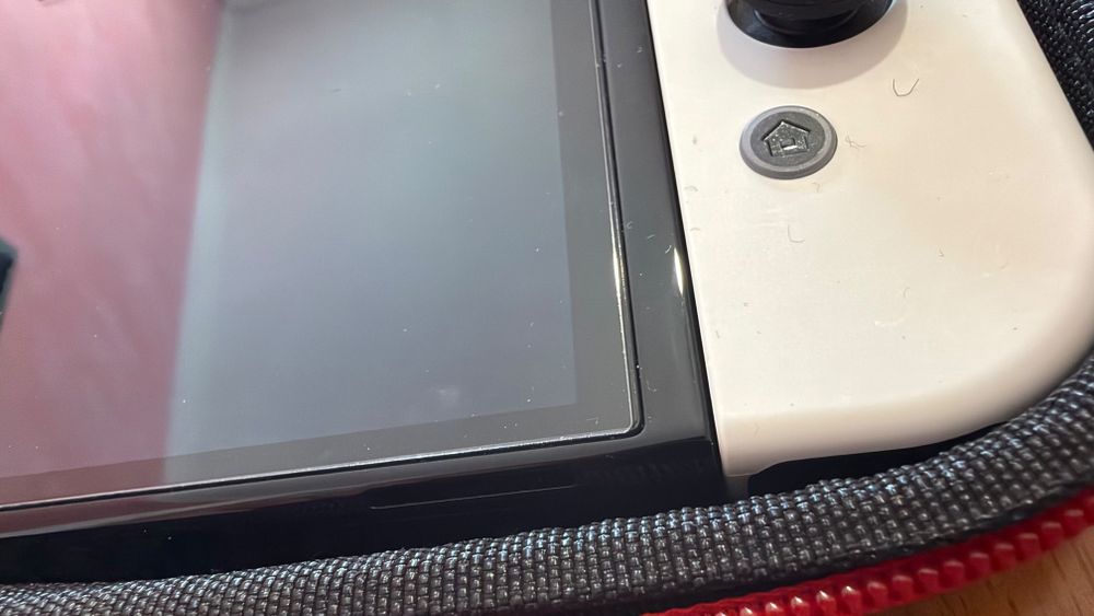 Nintendo Switch OLED – Como Nova