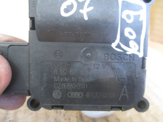 Motor da comporta da sofagem AUDI A6 Avant (4F5, C6)
