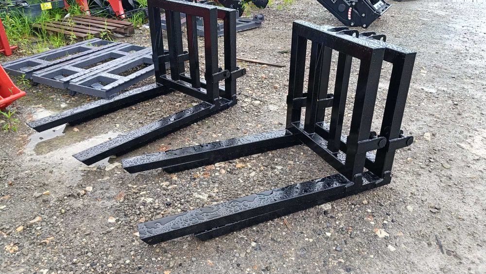 Paleciak na tył ciągnika widły do palet / skrzyniopalet Transport