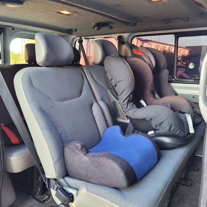 Renault trafic 9 miejsc