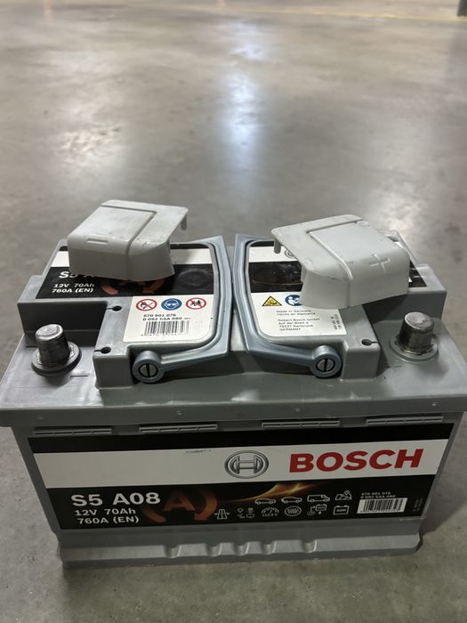 Bateria Automóvel Bosch S5 A08 AGM 70Ah / 760A (12V) — NUNCA USADA / NOVA