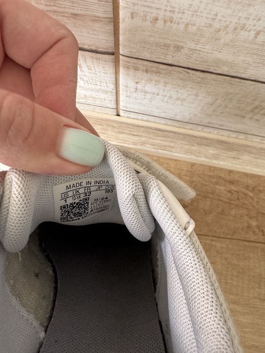Білі кросівки Adidas дитячі fr 32 us 1